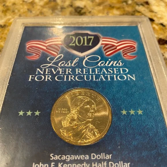 2017 Commemorative Coin Set - Gold and Silver Edition - Picture 2 of 5